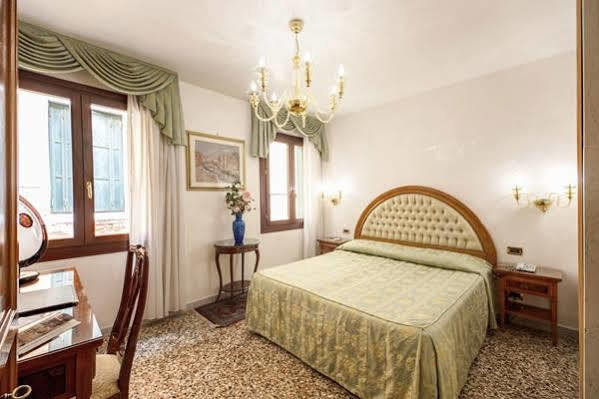 Antica Casa Carettoni Hotel Venetië