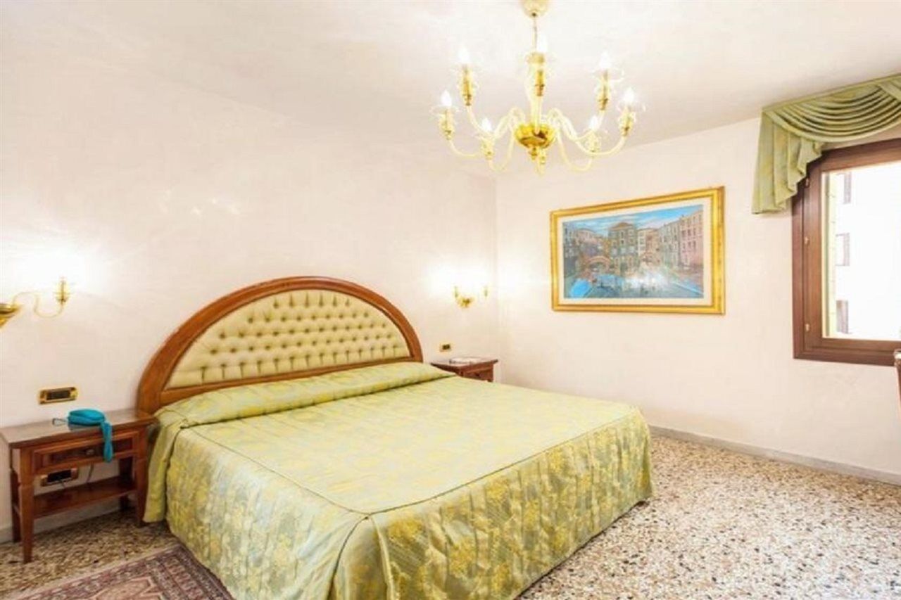 Antica Casa Carettoni 3* Venetië